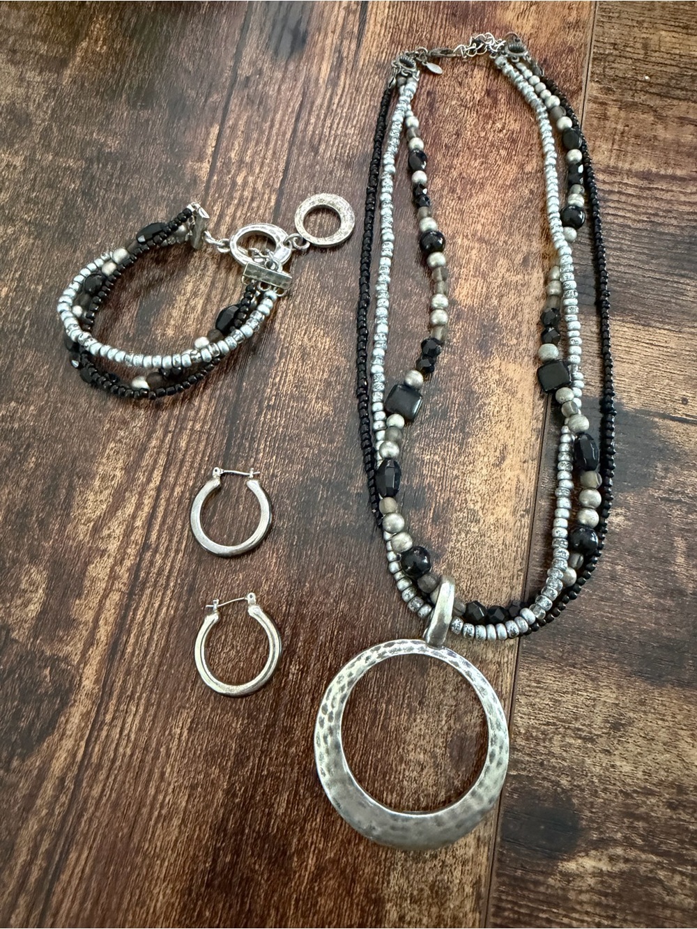 Premier Designs Beaded Jewelry Set – Necklace, Bracelet & Hoop Earrings
